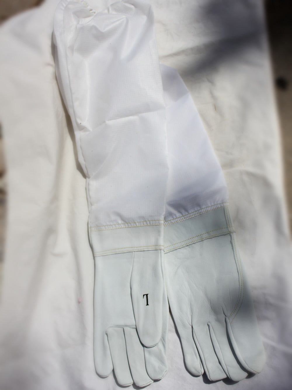 Leather Bee Gloves image 0