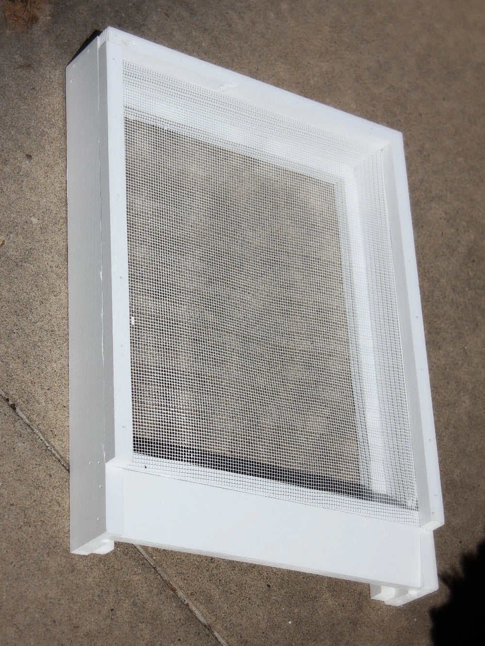 Screened Bottom Board